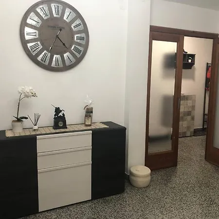 Beautiful,central, Two Bedrooms In Castello アパート