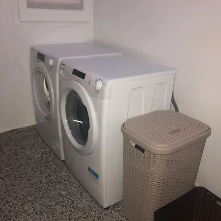 Beautiful,central, Two Bedrooms In Castello アパート