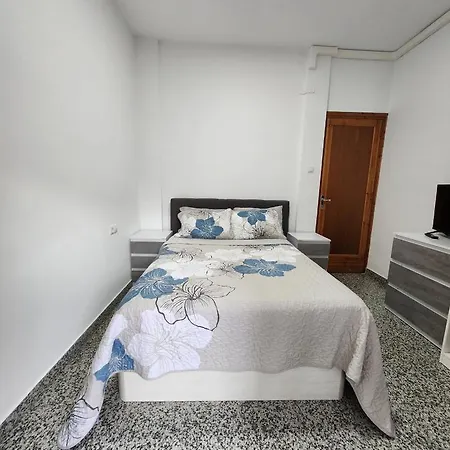Beautiful,central, Two Bedrooms In Castello カステリョン・デ・ラ・プラナ